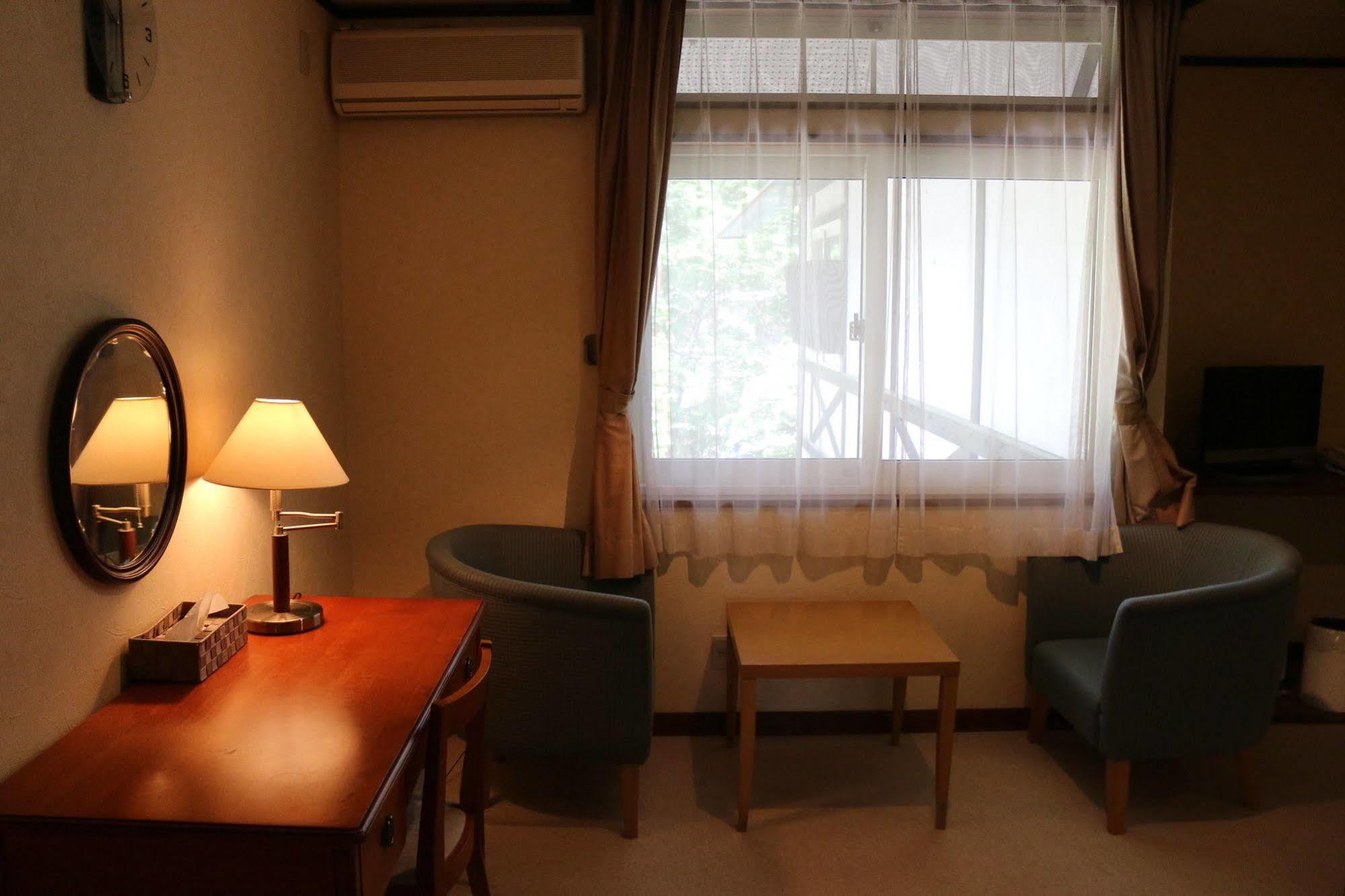 Petit Hotel Enchante Hakuba Kültér fotó